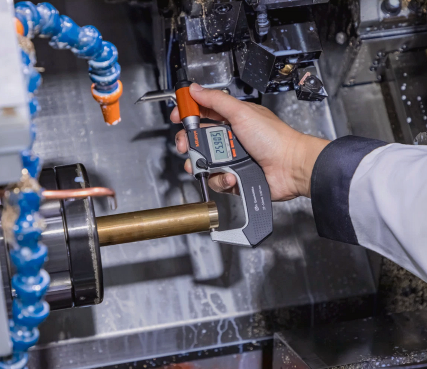 MITUTOYO QuantuMike Digital Outside Micrometer 25–50mm MD-E50 (293-141-40) Made in Japan